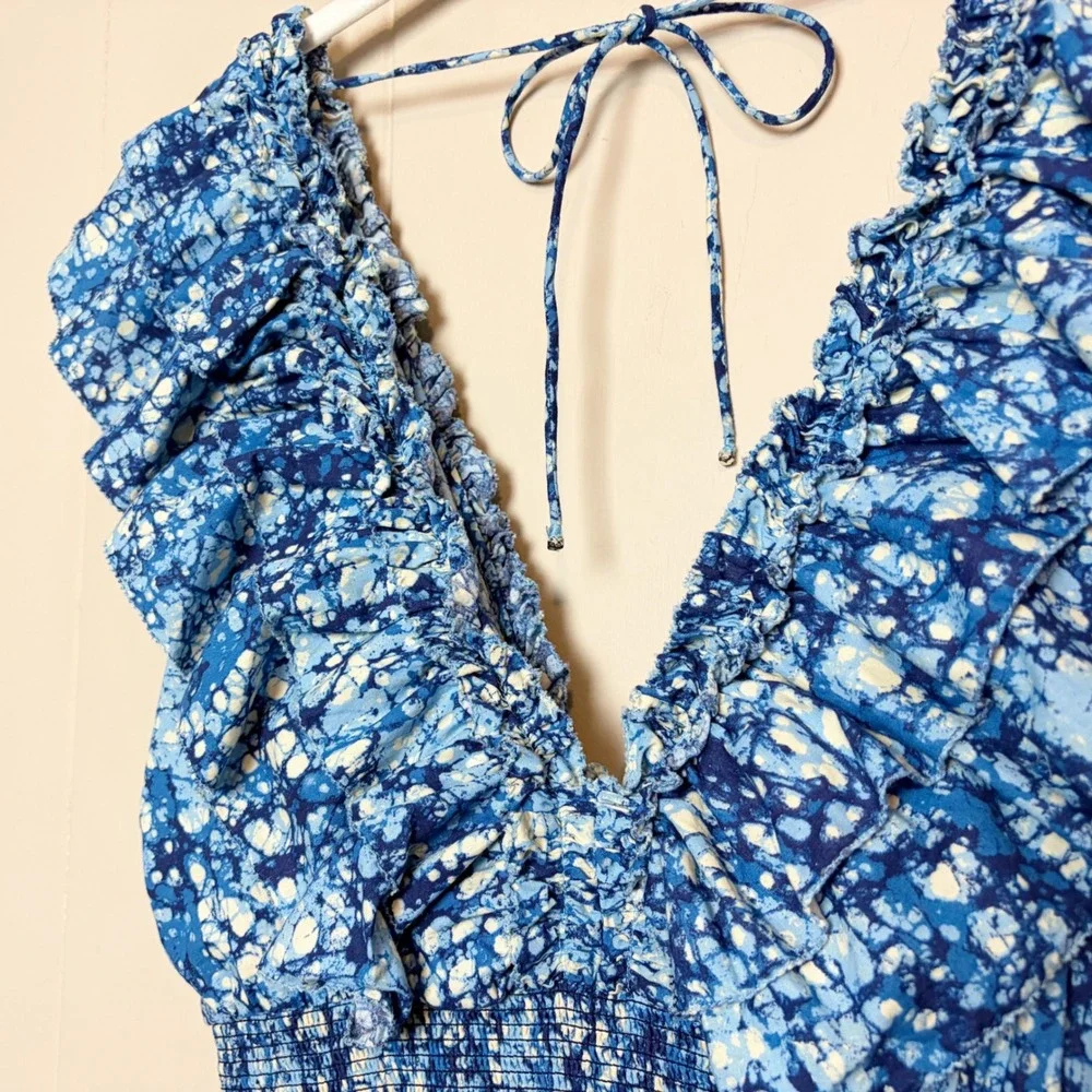 Love The Label Azalea Tiered Ruffle Midi Dress Large Blue Batik Floral Smocked